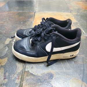 Nike Air force Black low tops